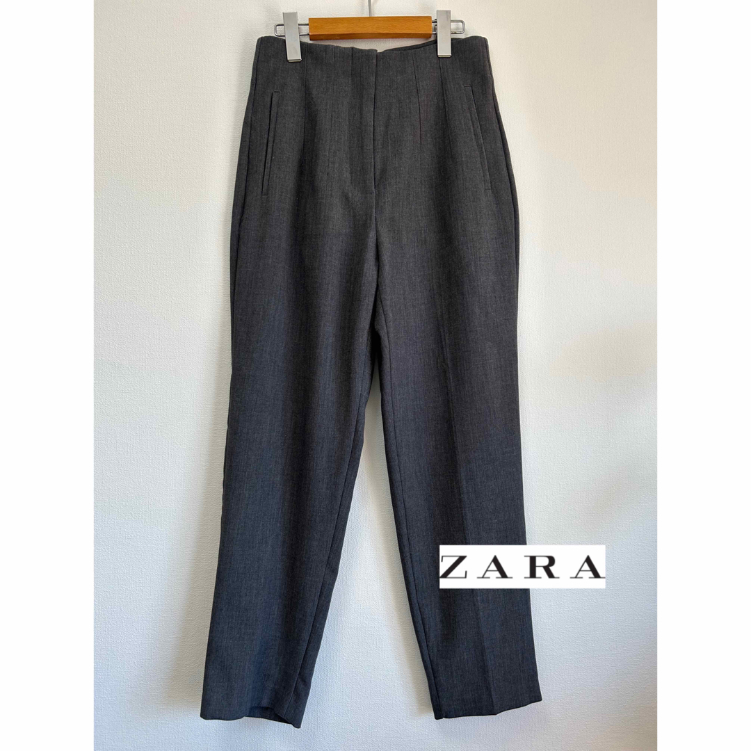 ZARA(ザラ)のZARA ザラ　定番　ハイウエストパンツ レディースのパンツ(カジュアルパンツ)の商品写真