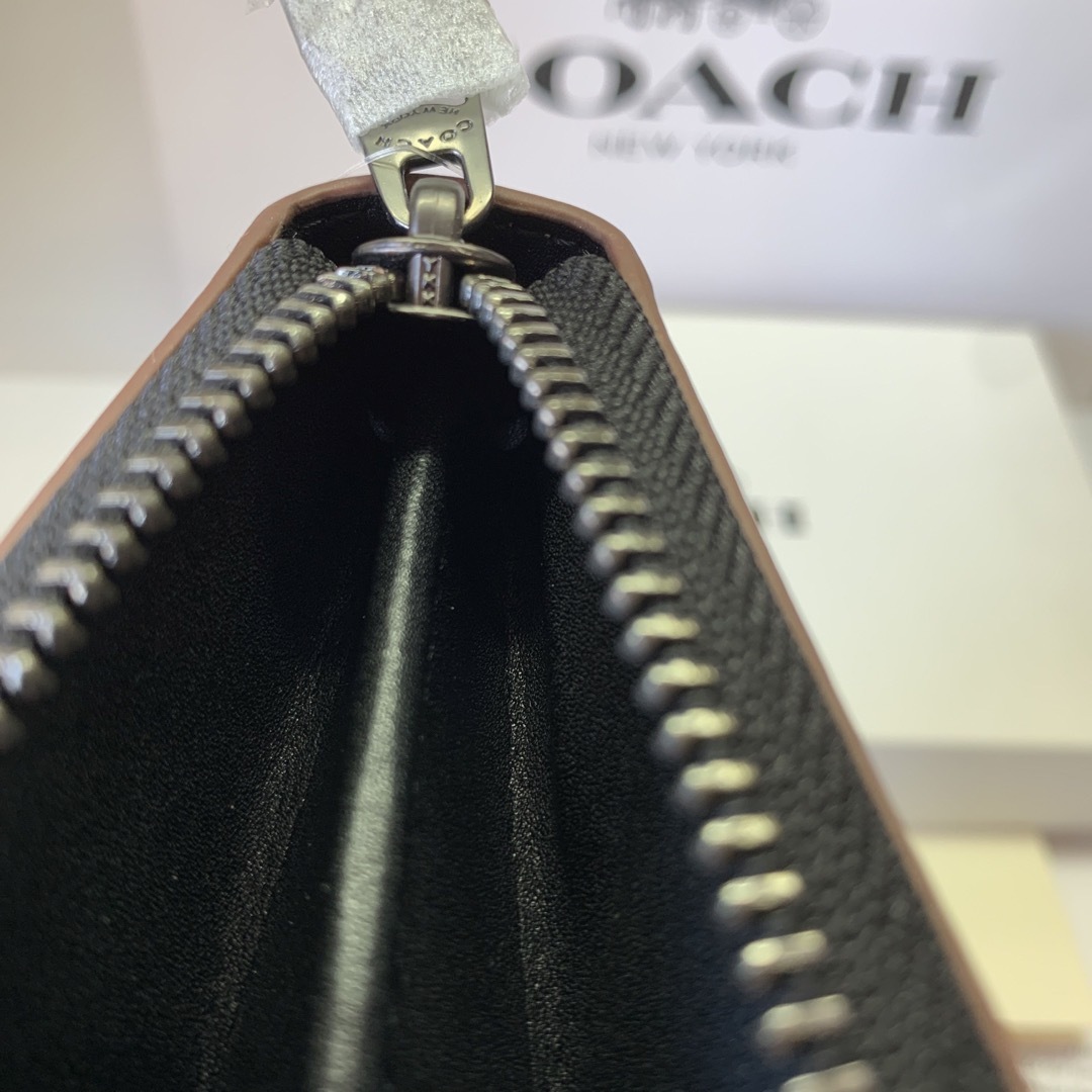 COACH 新品箱付き　長財布 コーチ×ディズニー コラボ  翌日発送　メンズ 6