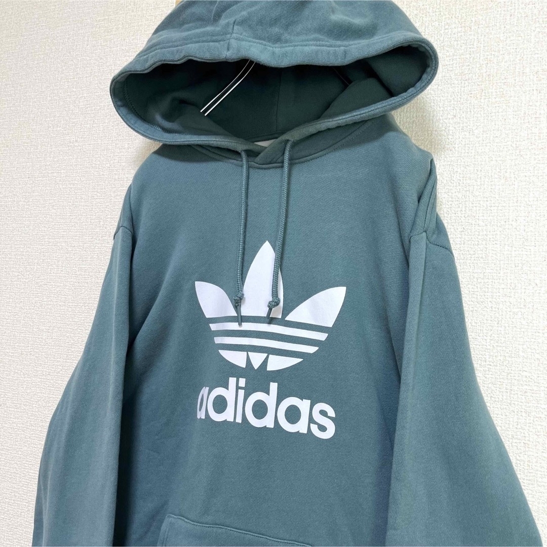 良カラー adidas アディダス パーカー くすみグリーン でかロゴ L