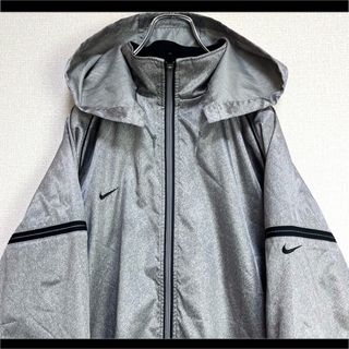 ✿新品✿NIKE  ビッグロゴ入り ナイロンジャケットＬ  販売価格14300円