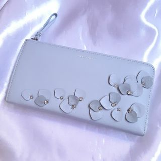 ジルスチュアート(JILLSTUART)のアイスブルー ジルスチュアート ファスナー 長財布 花びら 新品(財布)