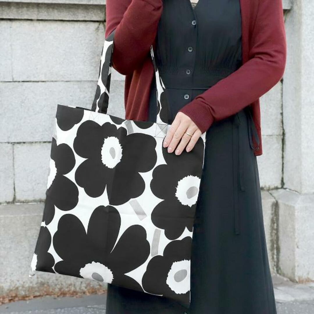 新品　Marimekko マリメッコ トートバッグ  ウニッコ