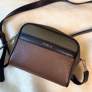 フルラ(Furla)のFURLA AVRIL アヴリル ショルダーバッグ　バイカラー(ショルダーバッグ)