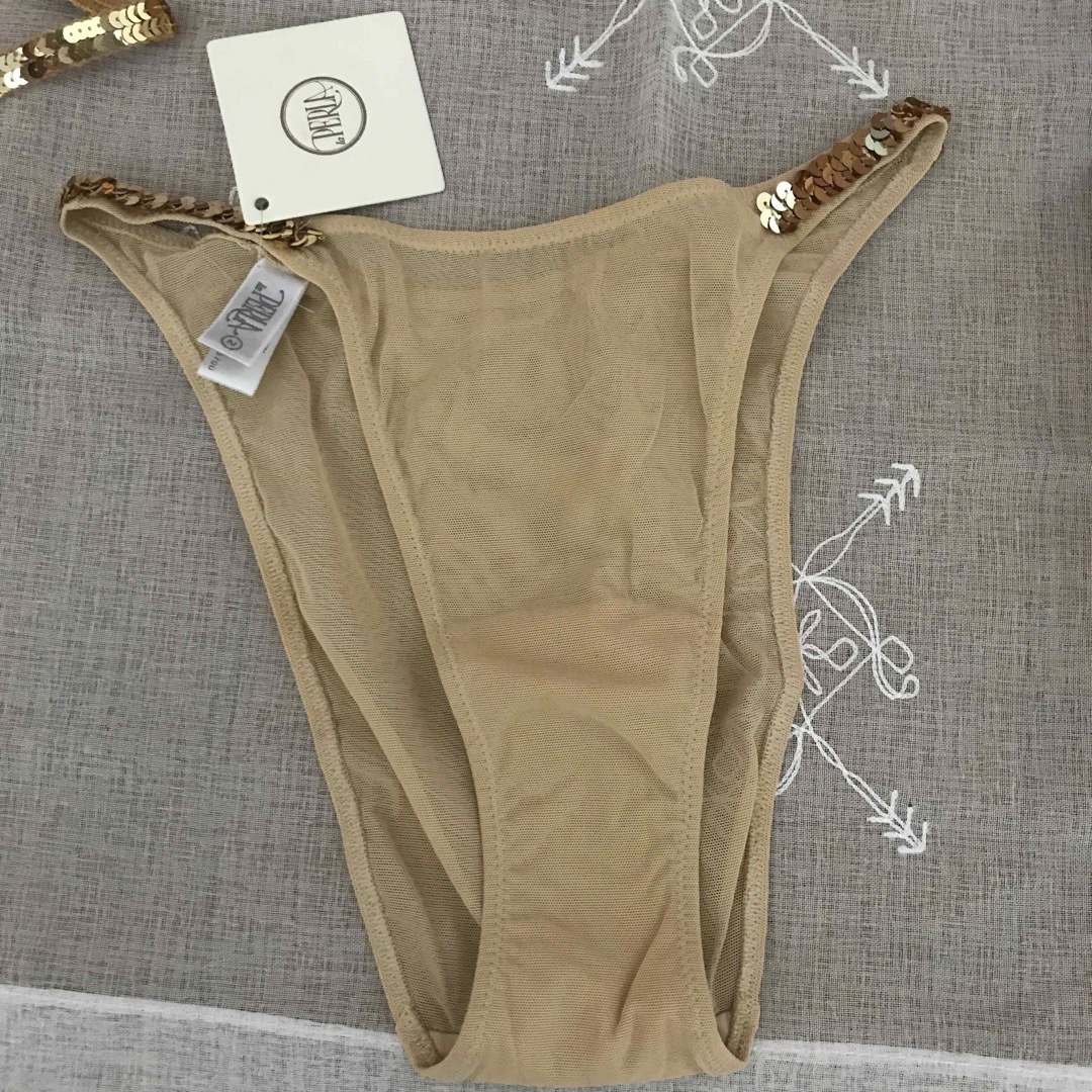 LA PERLA(ラペルラ)の最終 SALE⭐️新品　ラペルラ　ランジェリーセット　☆ レディースの下着/アンダーウェア(ブラ&ショーツセット)の商品写真