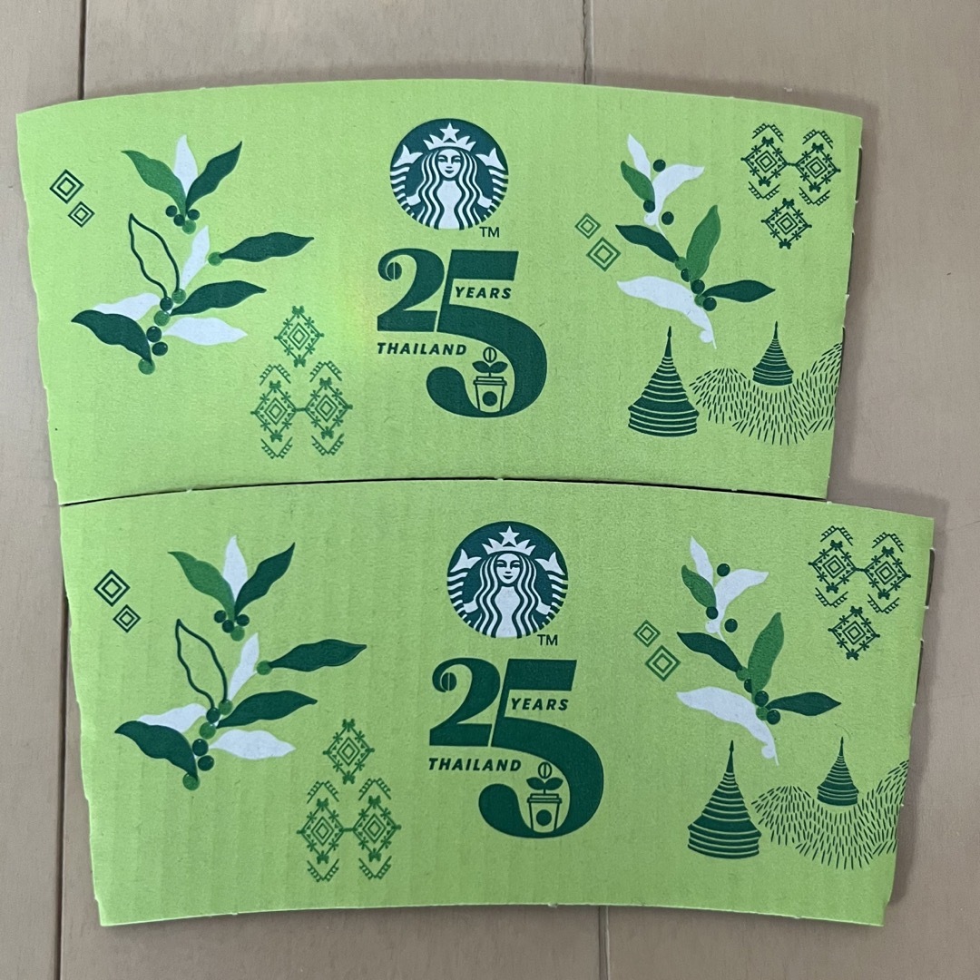 Starbucks Coffee(スターバックスコーヒー)のタイ限定 スタバ スリーブ2枚 インテリア/住まい/日用品のキッチン/食器(グラス/カップ)の商品写真