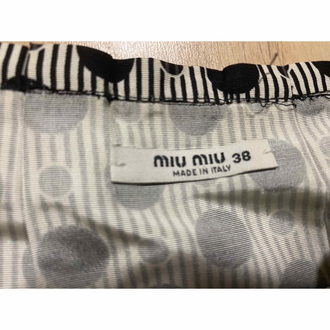 miumiu(ミュウミュウ)のmiu miu 水玉スカート レディースのスカート(ミニスカート)の商品写真