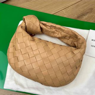 美品 BOTTEGA VENETA ミニジョディ　アーモンド