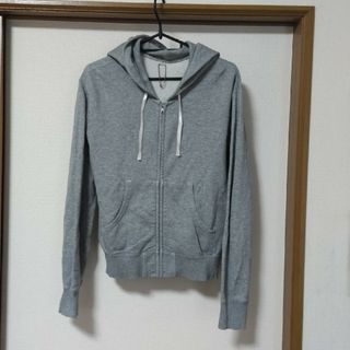 ユニクロ(UNIQLO)のUNIQLO　パーカー　XL(パーカー)