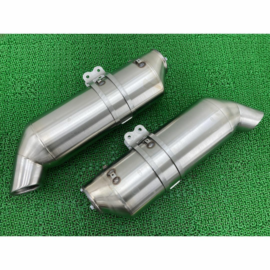 690LC4スーパーモト サイレンサーマフラー 左右 750.05.083.000/750.05.083.100 KTM 純正 :32202084