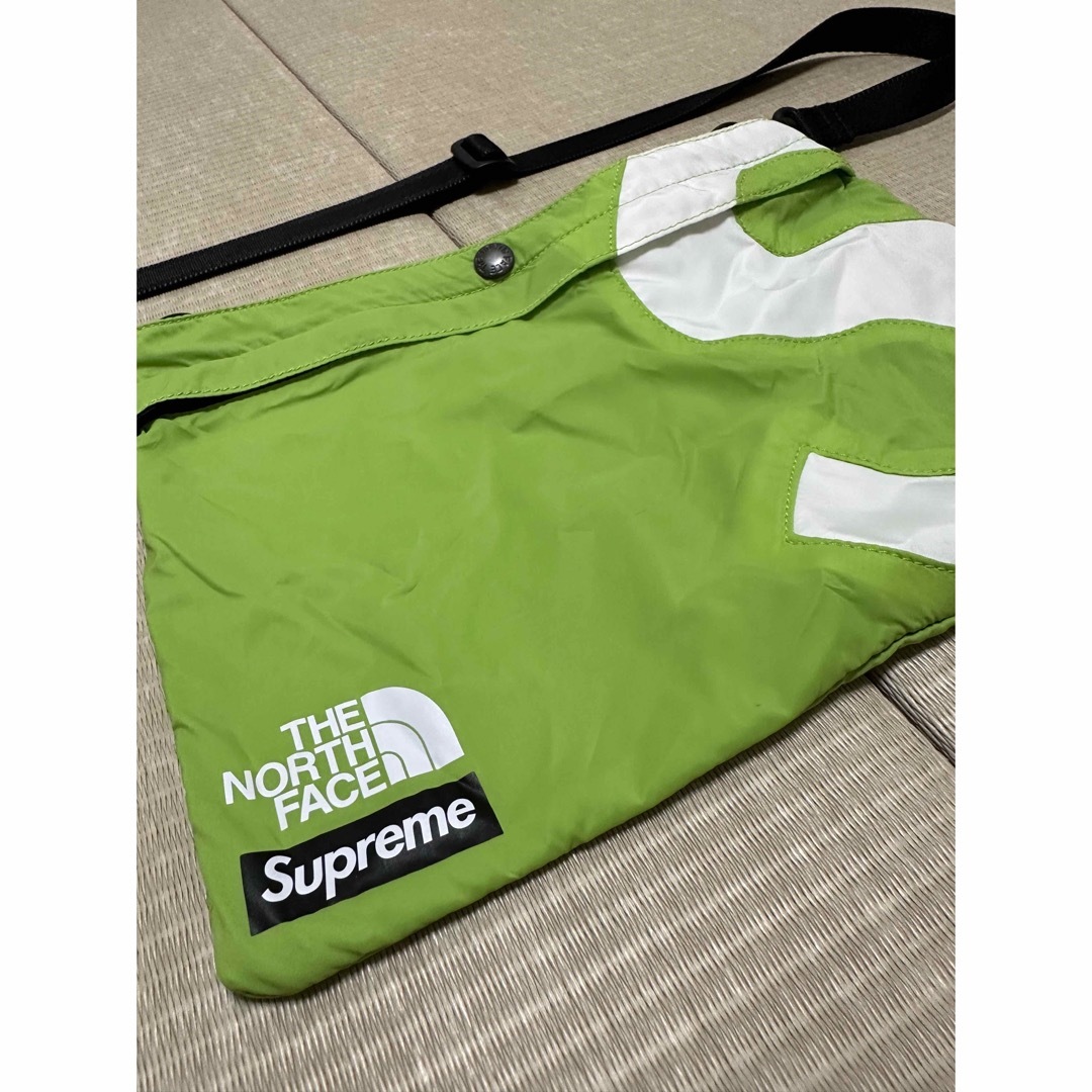 Supreme(シュプリーム)の最終価格★supreme×NORTHFACE★ショルダーバッグ メンズのバッグ(ショルダーバッグ)の商品写真