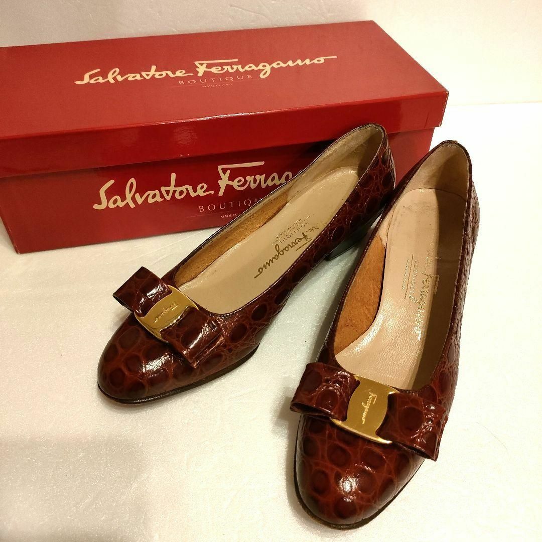 Ferragamo フェラガモ　パンプス　ヴァラリボン クロコ押し　5 1/2