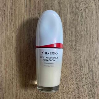 シセイドウ(SHISEIDO (資生堂))の資生堂エッセンススキングロウファンデーション130(ファンデーション)