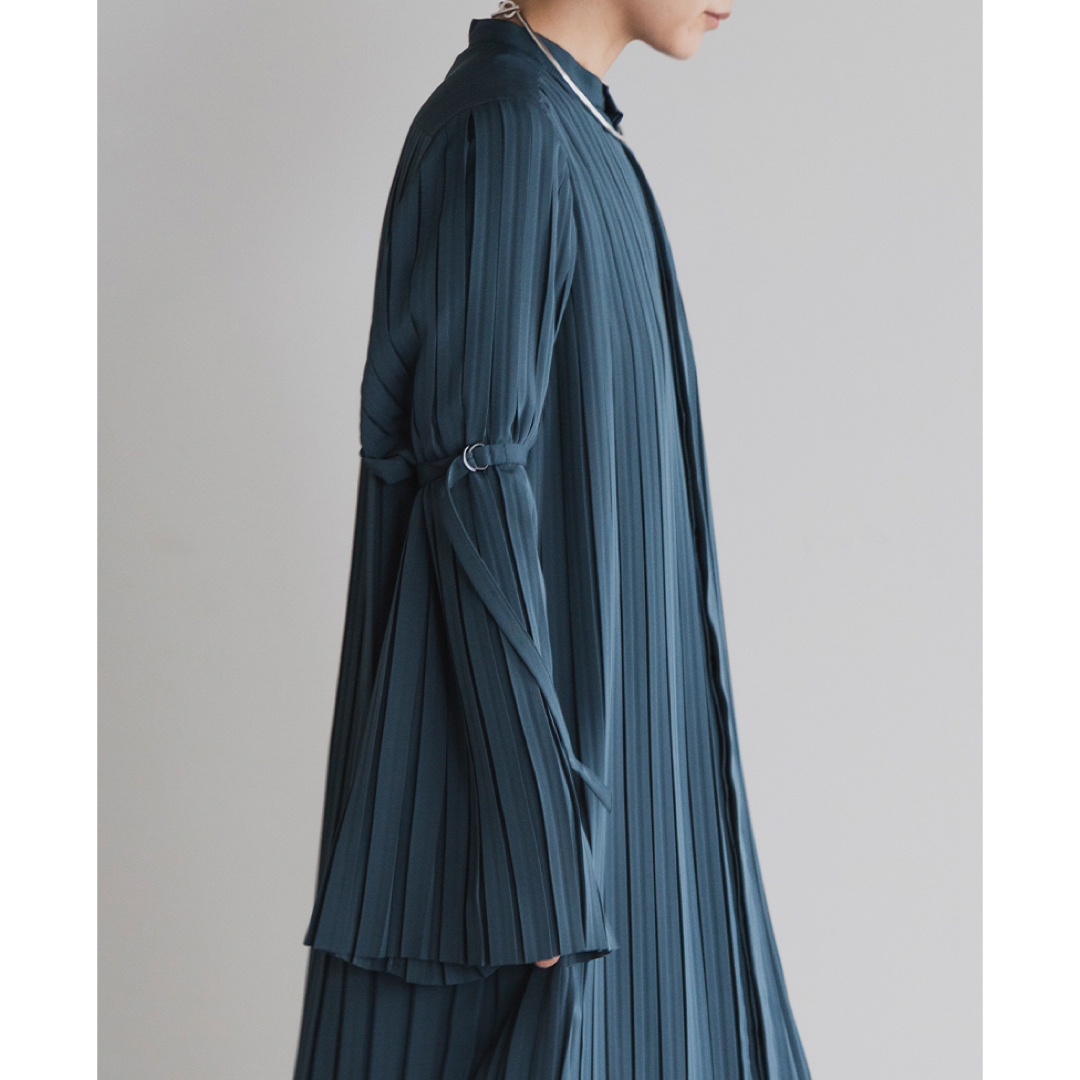 HYKE - 新品・即完売HYKEハイク 23AWプリーツワンピース ブルーの通販