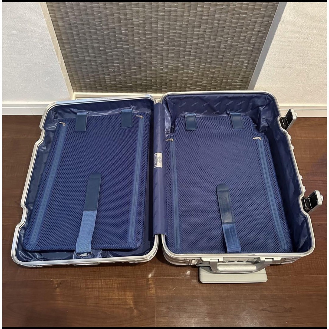 RIMOWA キャリーケース 2輪 惚れ込ん トパーズ アルミ シルバー RIMOWA キャリーケース 2輪 惚れ込ん トパーズ アルミ シルバー