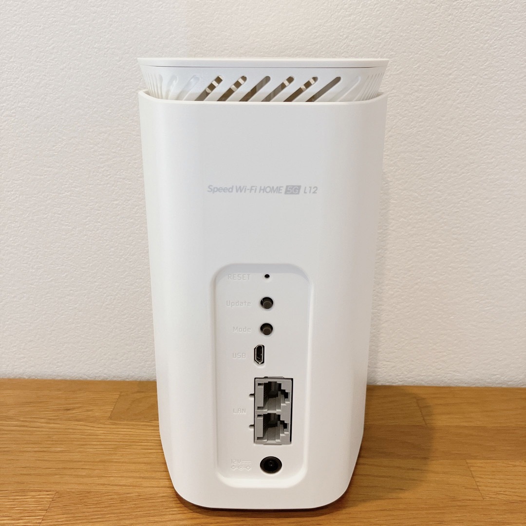NEC(エヌイーシー)のSpeed Wi-Fi Home 5G L12  ホームルーター スマホ/家電/カメラのPC/タブレット(PC周辺機器)の商品写真