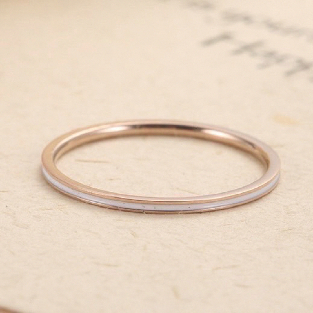 極細ローズゴールド ステンレスリング ステンレス指輪 ピンキーリング ホワイト レディースのアクセサリー(リング(指輪))の商品写真