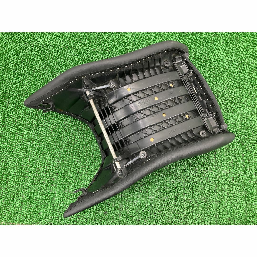 R1200GS フロントシート 5253-7667725 BMW 純正  破れ無し:32118082