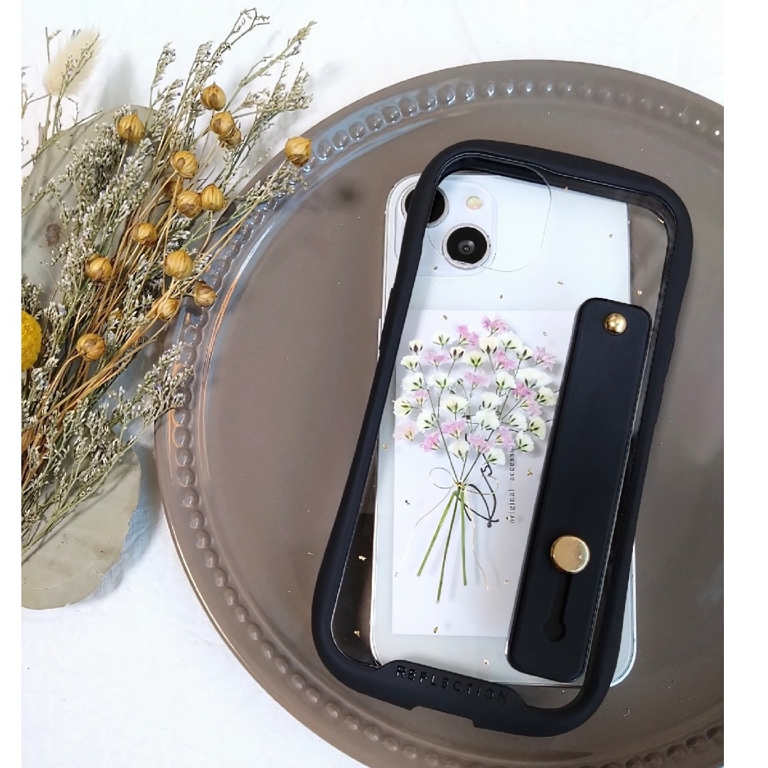 iPhoneケース スマホケース ハンドメイド かすみ草 ブーケの携帯カバー