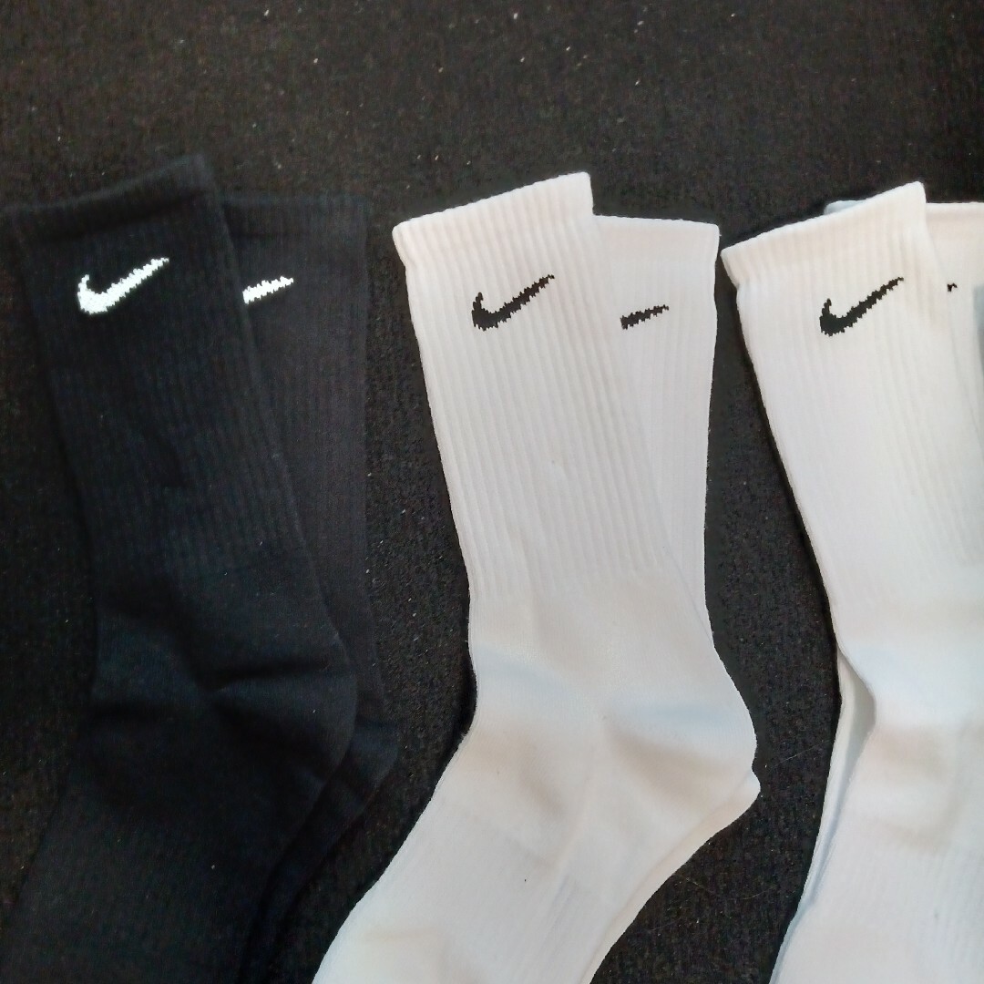 NIKE(ナイキ)のNIKE SOCKS ナイキ ソックス 3足 レディースのレッグウェア(ソックス)の商品写真