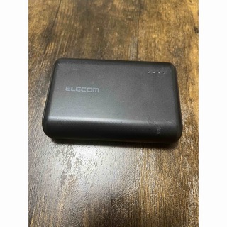 エレコム(ELECOM)のELECOM モバイルバッテリー　10050mah(バッテリー/充電器)