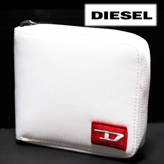 ディーゼル(DIESEL)の《ディーゼル》新品 軽量 レッドDロゴ ラウンドジップ2つ折り財布(折り財布)