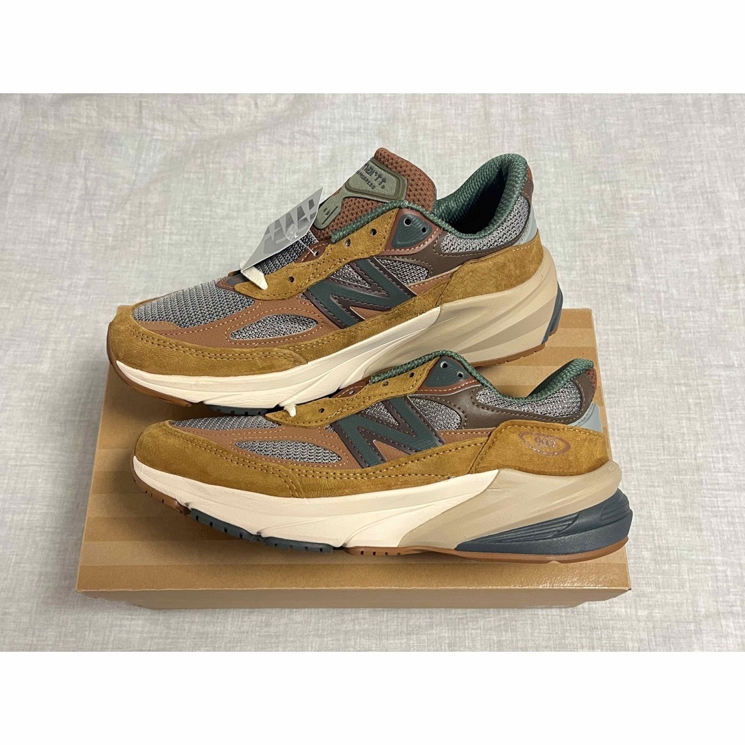 New Balance(ニューバランス)の【新品】Carhartt New Balance 990V6 カーハート23.5 メンズの靴/シューズ(スニーカー)の商品写真