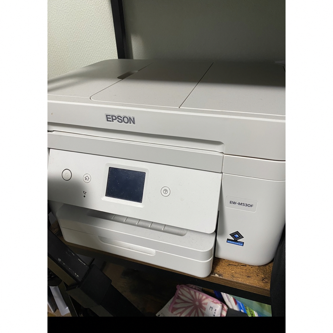 EPSON A4 プリンタ　ホワイトPC/タブレット