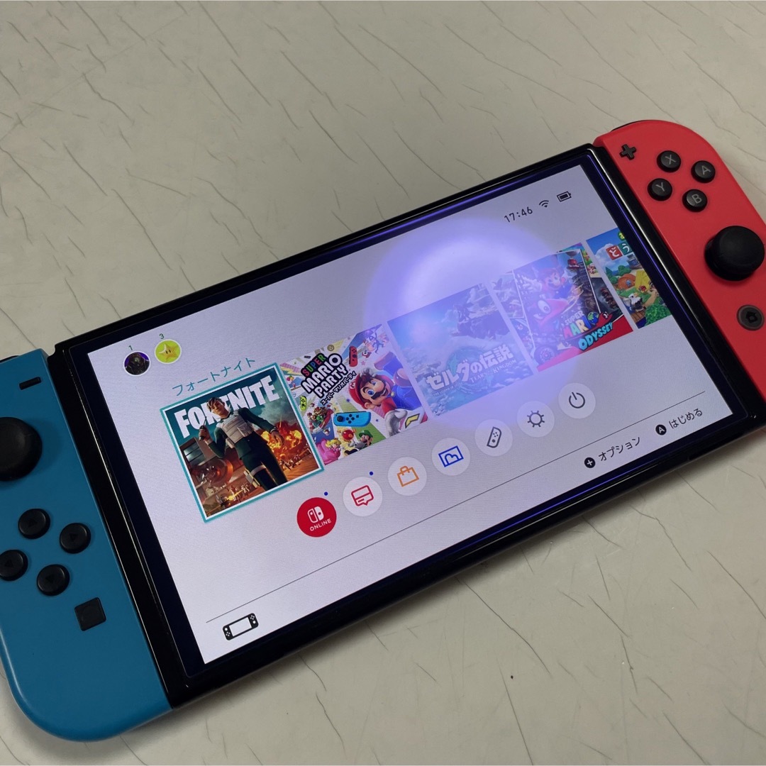 ニンテンドースイッチ　EL版　ブルー　レッド