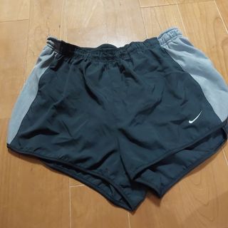 ナイキ(NIKE)のNIKE　ジョギングパンツ(トレーニング用品)