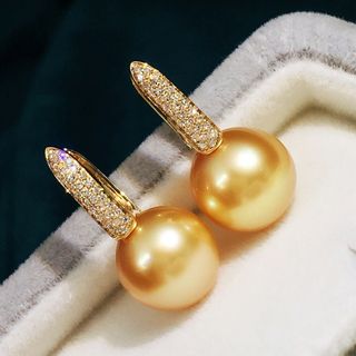 【高級】南洋真珠　ダイヤモンド付きピアスk18(ピアス)