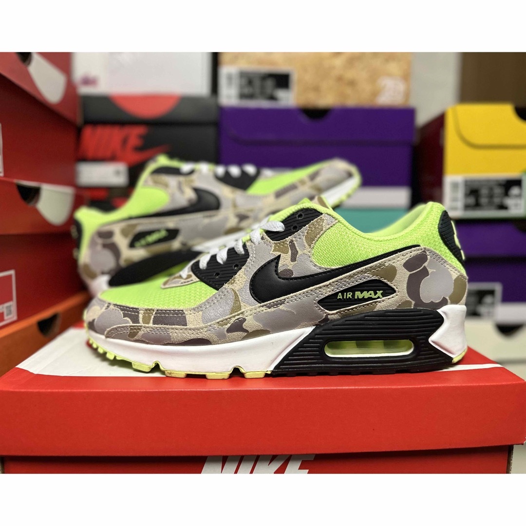 NIKE(ナイキ)のnike airmax 90 リバースダックカモ　ゴーストグリーン メンズの靴/シューズ(スニーカー)の商品写真