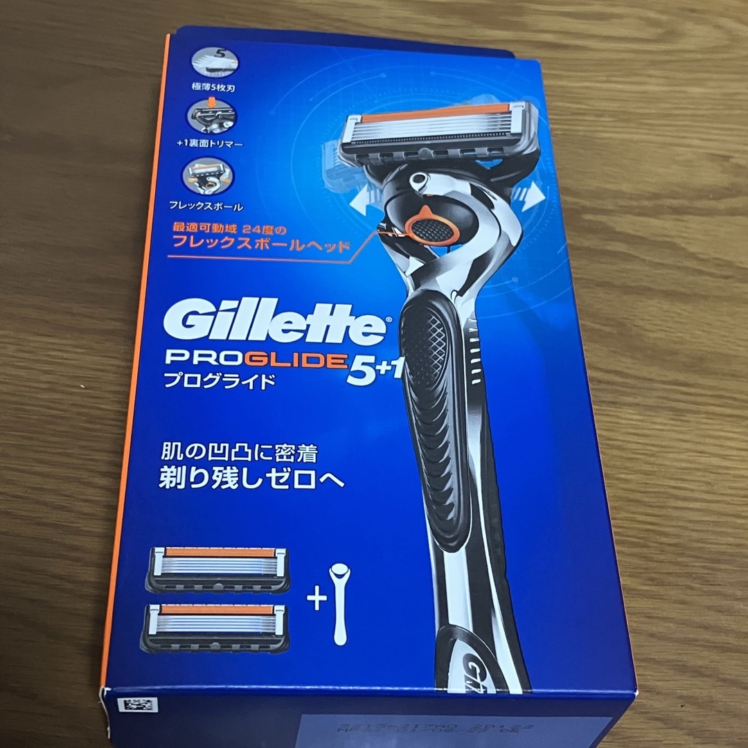 P&G(ピーアンドジー)のジレット プログライド5+1 フレックスボール パワーホルダー 替刃2個付 コスメ/美容のシェービング(カミソリ)の商品写真