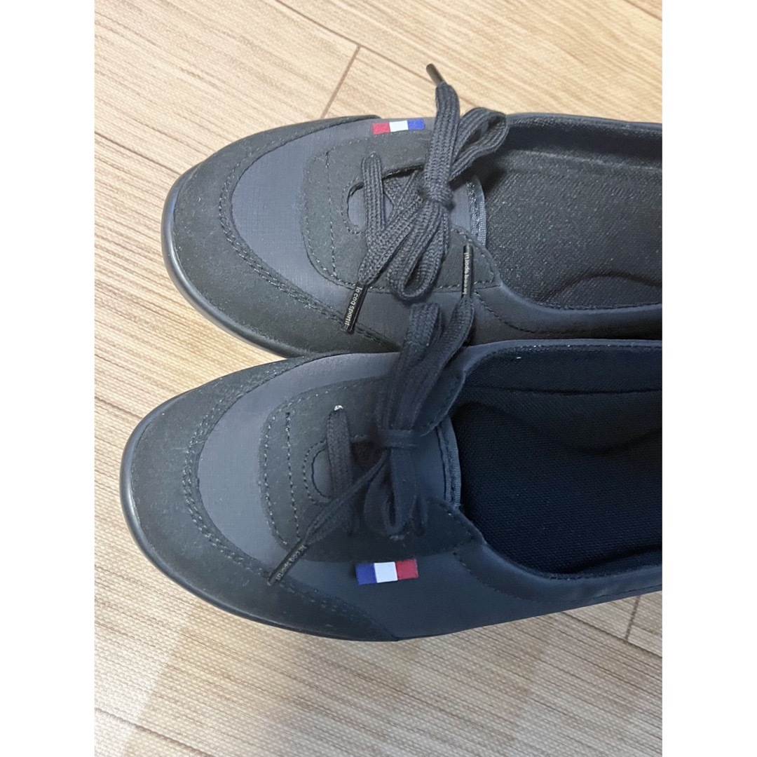 le coq sportif(ルコックスポルティフ)の新品未使用　le coq sportif  ルコック  ブラックパンプス レディースの靴/シューズ(ハイヒール/パンプス)の商品写真