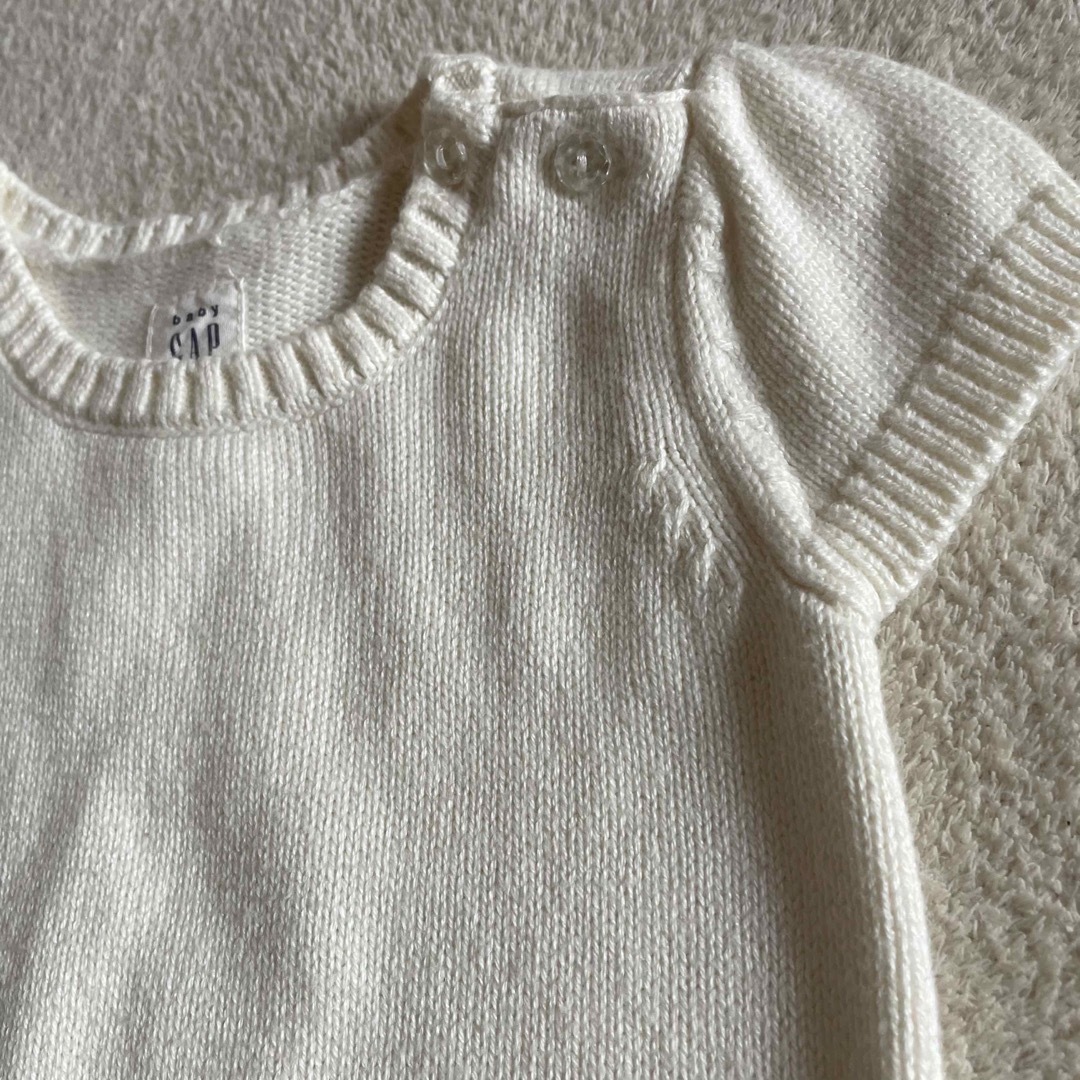 babyGAP(ベビーギャップ)のbeby GAP 半袖ニット&チュールワンピース　パーティドレス　ホワイト　80 キッズ/ベビー/マタニティのベビー服(~85cm)(ワンピース)の商品写真