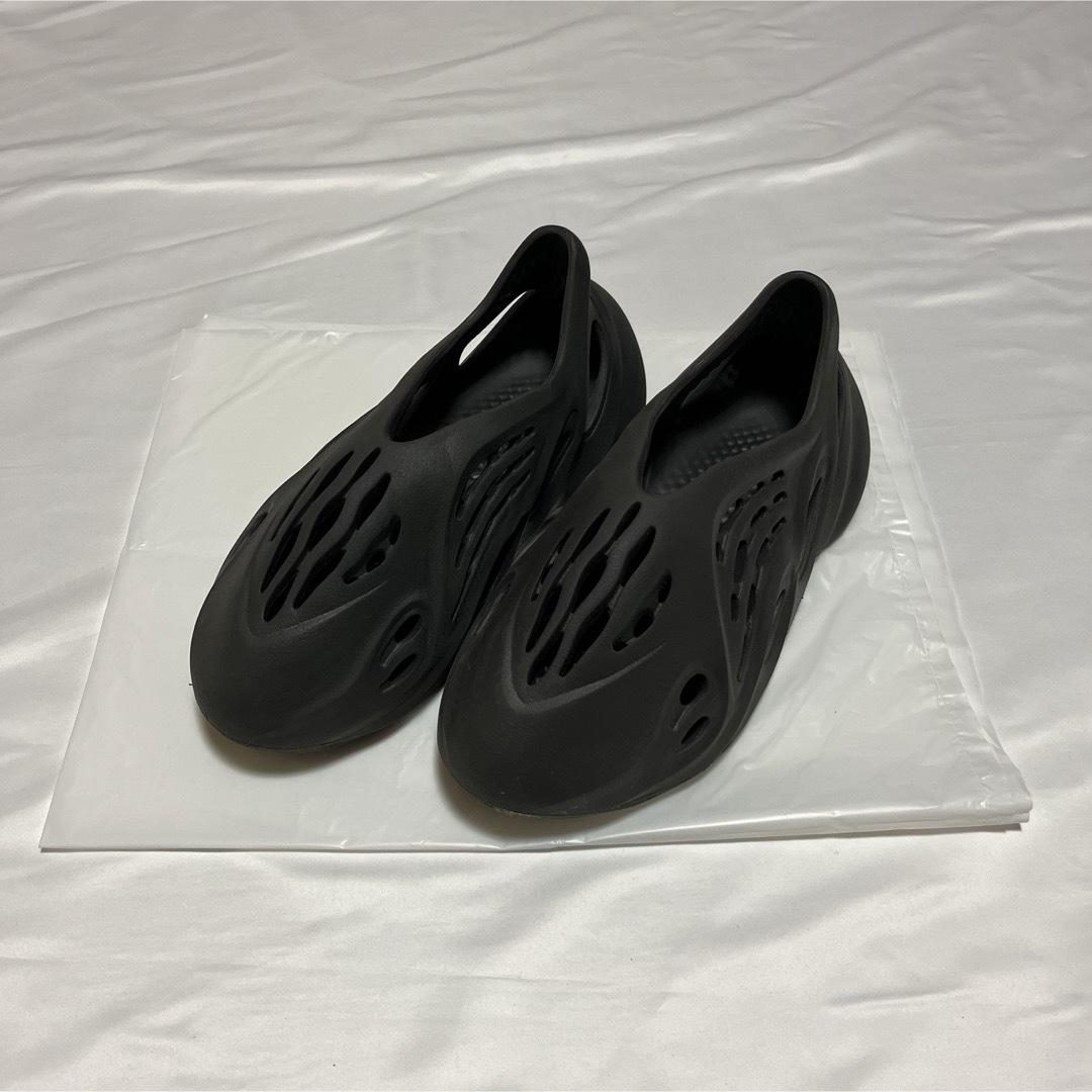 YEEZY(adidas) - adidas YEEZY Foam Runner Onyxの通販 by