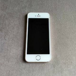 アイフォーン(iPhone)のdocomo iPhone5s  32GB(スマートフォン本体)