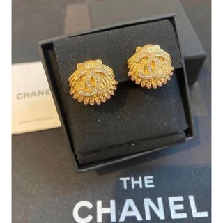 シャネル シェル イヤリングの通販 43点 | CHANELのレディースを買う