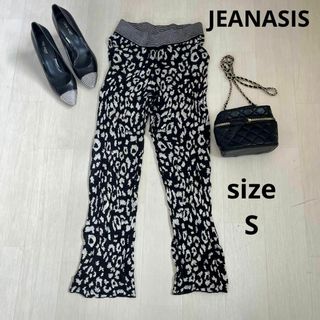 ジーナシス　JEANASIS レディース　Sサイズ　レディースパンツ　豹柄