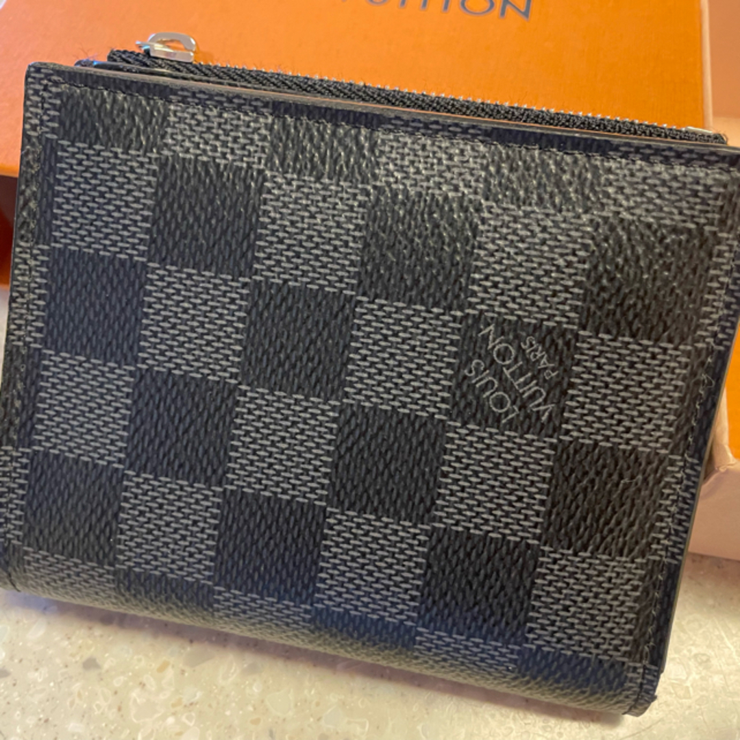 LOUIS VUITTON(ルイヴィトン)の値下げルイヴィトン　LOUIS VUITTON 財布　ダミエ　廃番稀少品　超美品 メンズのファッション小物(折り財布)の商品写真