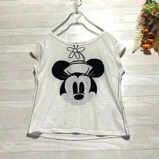 ディズニー(Disney)のディズニー　Tシャツ (ミニー)　Ｓサイズ　ホワイト(Tシャツ(半袖/袖なし))
