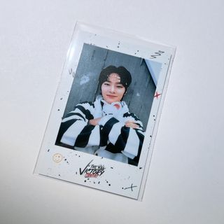 ストレイキッズ(Stray Kids)のthe victory アイエン チェキ FoxI.Ny フォクシニー(アイドルグッズ)