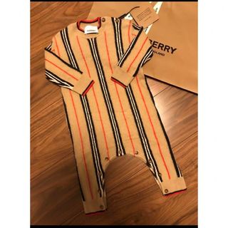 バーバリー(BURBERRY)の新品　バーバリー　ニットロンパース  カシミアロンパース　70  80  85(ロンパース)