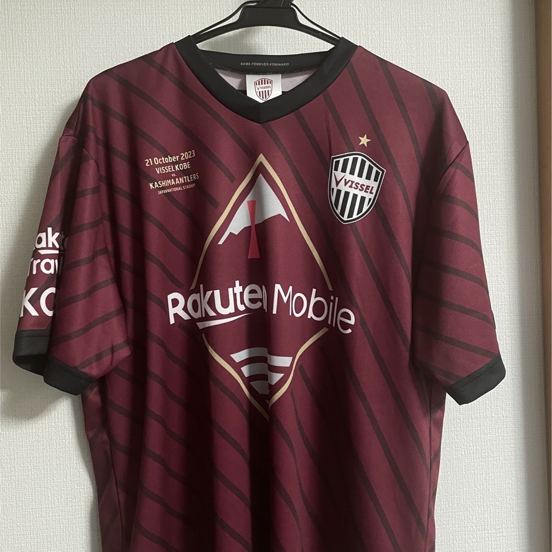 ヴィッセル神戸 記念ユニフォームTシャツ  スポーツ/アウトドアのサッカー/フットサル(応援グッズ)の商品写真