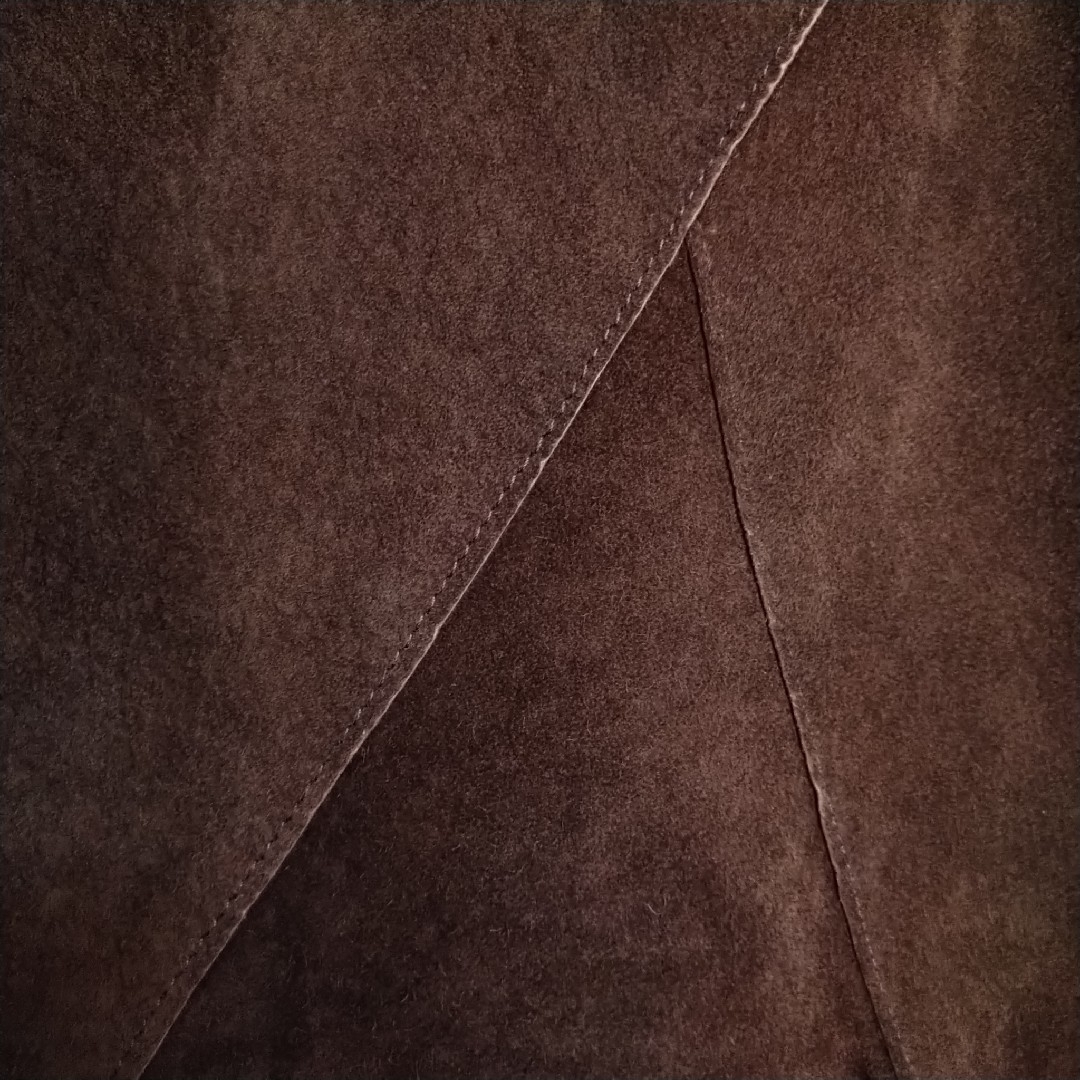 YUKI TORII INTERNATIONAL(ユキトリイインターナショナル)の定価12万円 ユキトリイ YUKI TORII スウェード 豚革 スカート レディースのスカート(ロングスカート)の商品写真