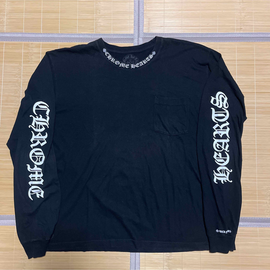 Chrome Hearts(クロムハーツ)のCHROME HEARTS Neck Logo ロンt XL ホースシュー　黒 メンズのトップス(Tシャツ/カットソー(七分/長袖))の商品写真