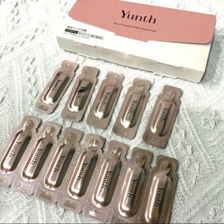 Yunth 生ビタミンC美白美容液1ml × 12包(ブースター/導入液)