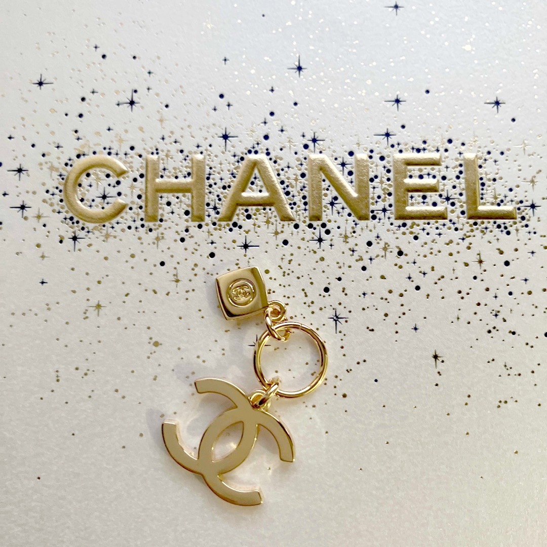 CHANEL - CHANELシャネル チャームの通販 by マカロン's shop