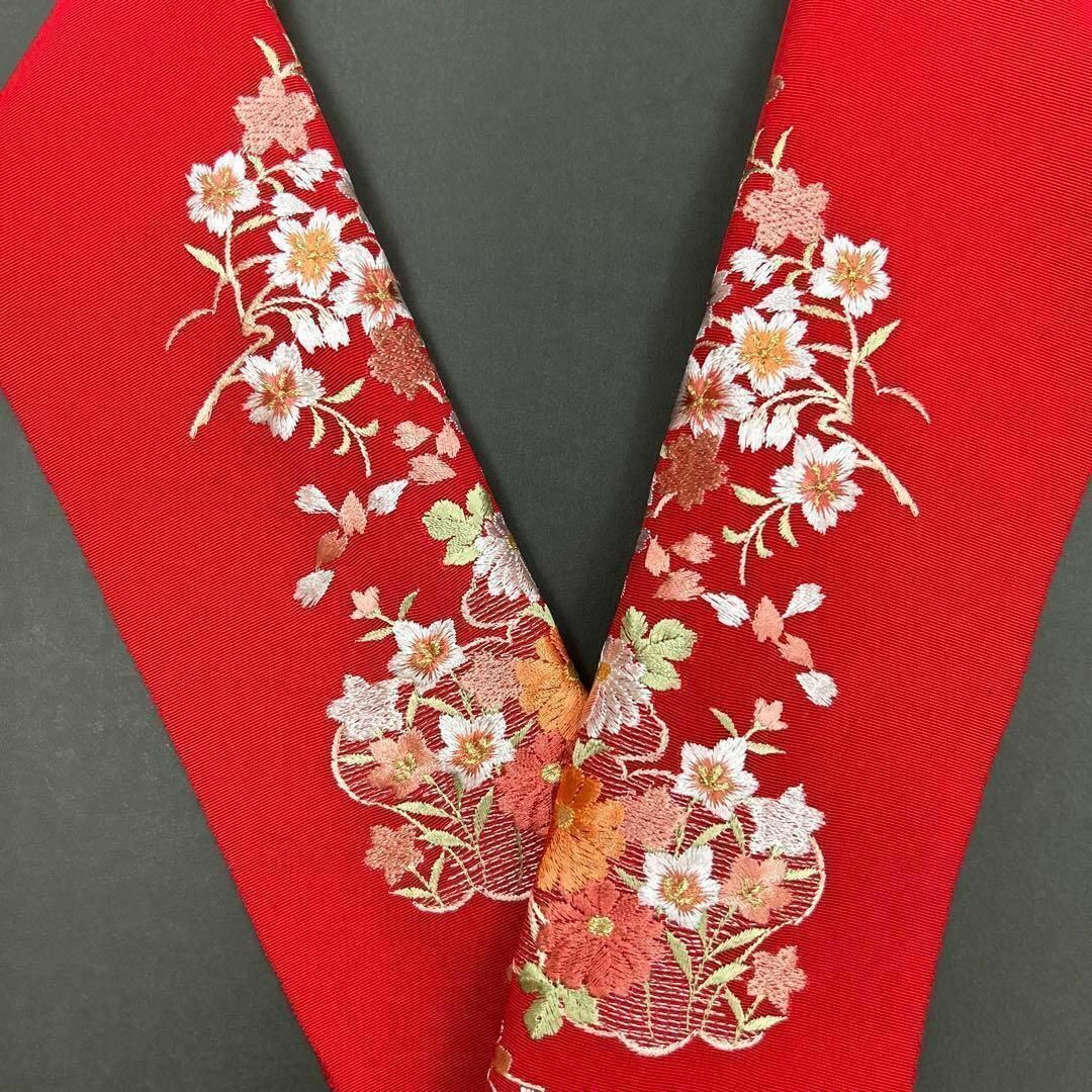 半襟 刺繍 正絹半衿 成人式 卒業式 和装の通販 by hitori's shop｜ラクマ