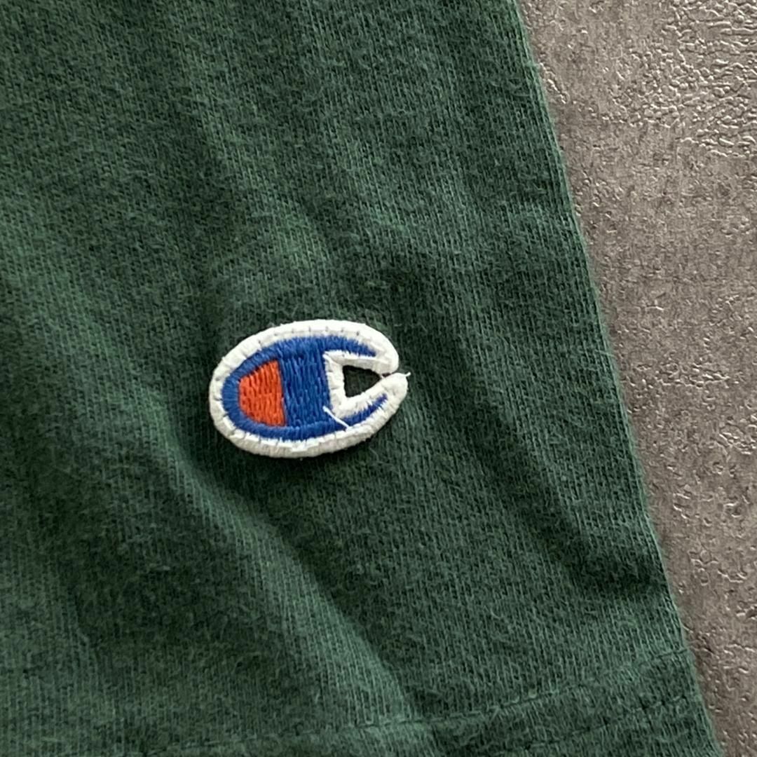 Champion(チャンピオン)のChampion　ロゴプリント　インディアン　ロンT　古着　グリーン　M メンズのトップス(Tシャツ/カットソー(七分/長袖))の商品写真