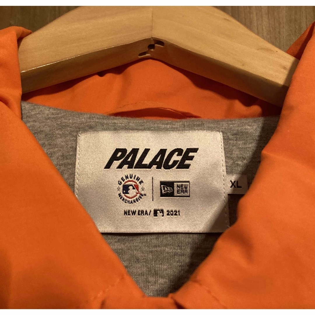 PALACE(パレス)のpalace✖️Detroit tigers newera コーチジャケット メンズのジャケット/アウター(ナイロンジャケット)の商品写真